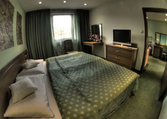 Max Ξενοδοχείο