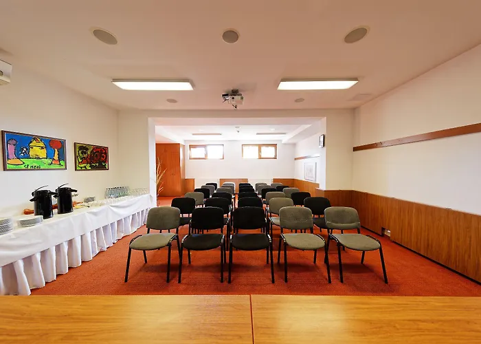 Ξενοδοχείο Max