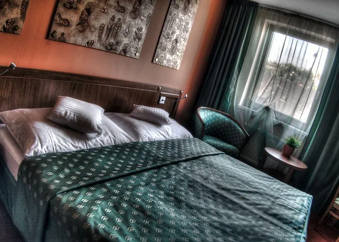 Ξενοδοχείο Max 3*