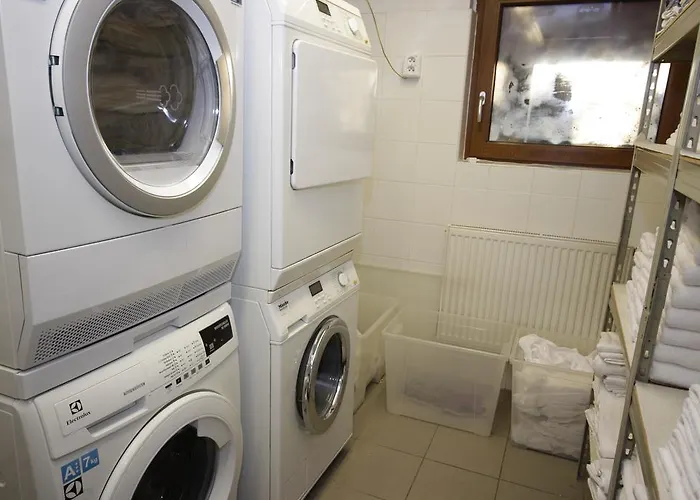 Max 3* Μπρατισλάβα