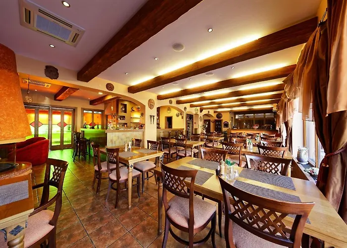 Ξενοδοχείο Max 3*