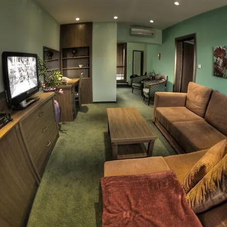 فندق Max براتسيلافا