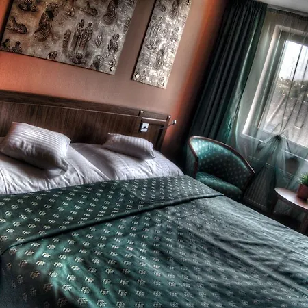 Hotel Max 3*
