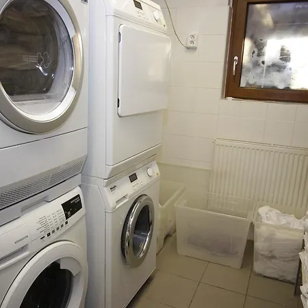 Max 3* براتسيلافا